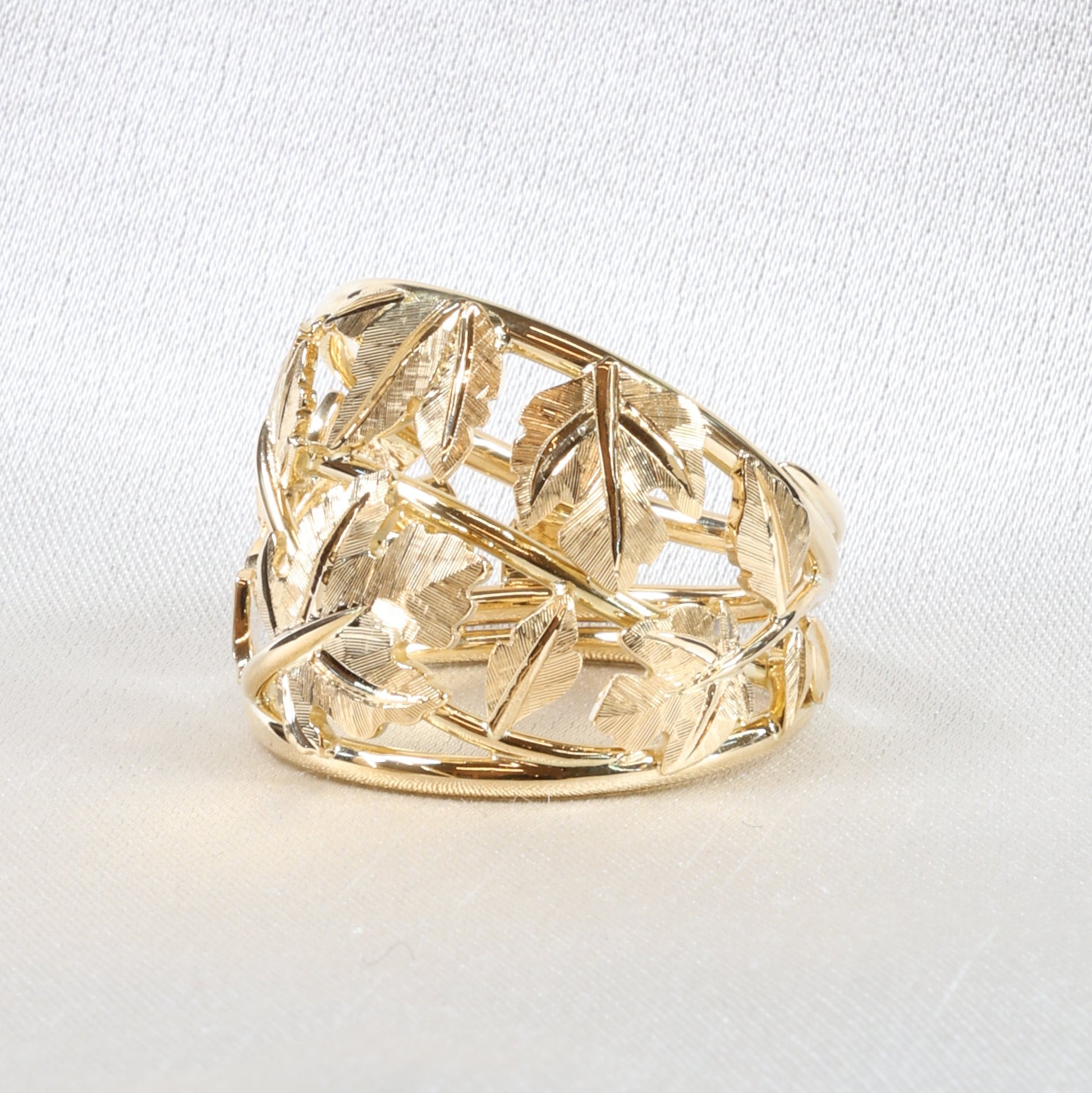 Botanical Ring