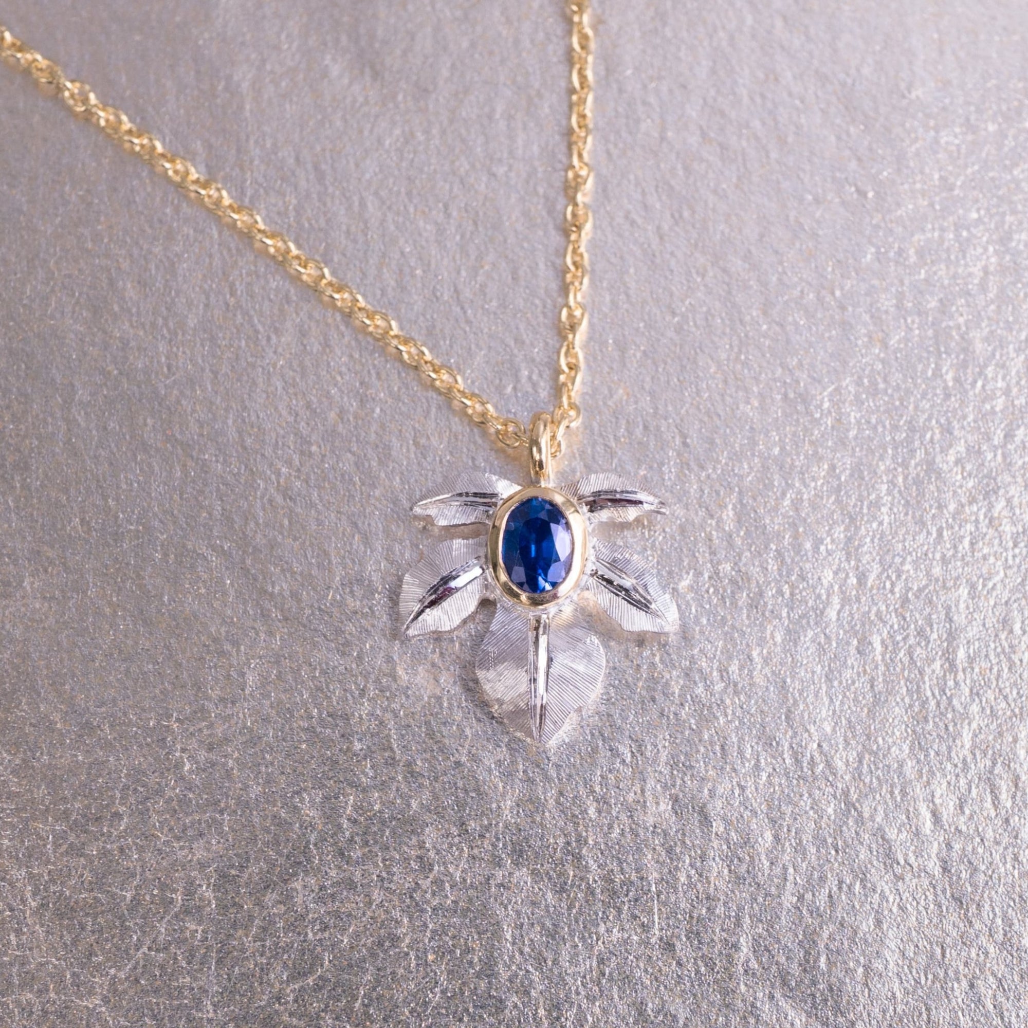 Coralie van Caloen Luxury Fine Jewellery Brussels - Botanical Pendant, Sapphire