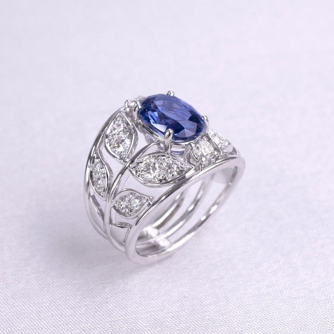 Coralie van Caloen Luxury Fine Jewellery Brussels - botanical, blue sapphire, diamonds