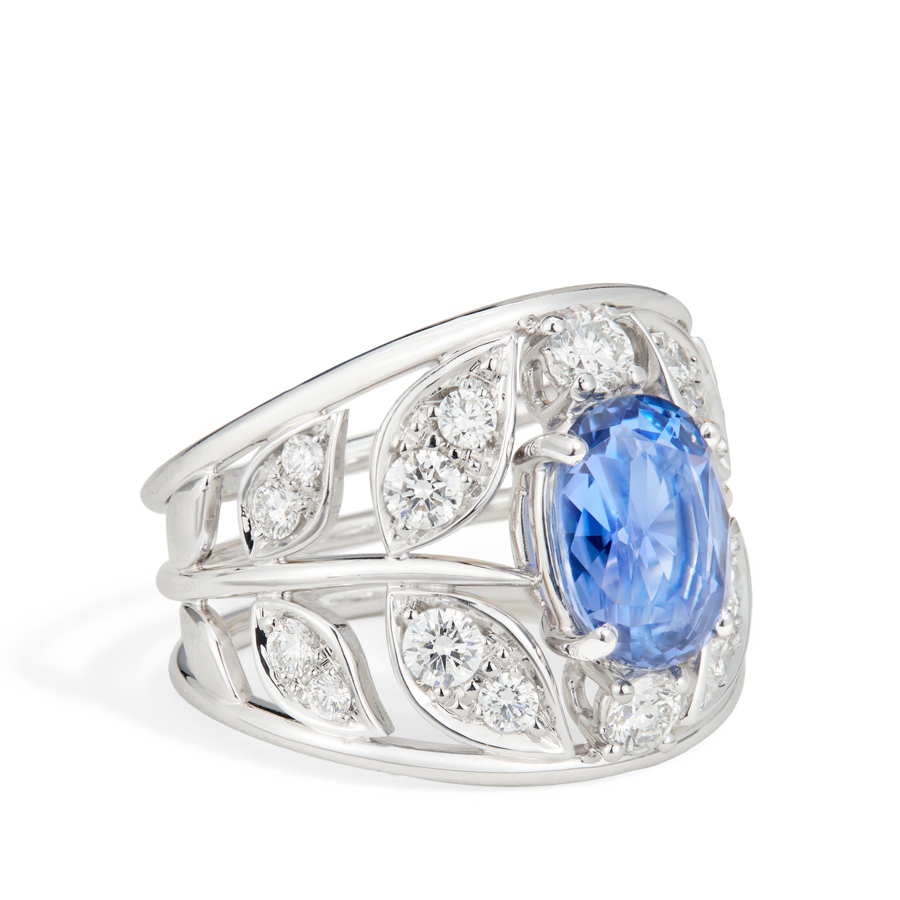Coralie van Caloen Luxury Fine Jewellery Brussels - botanical, blue sapphire, diamonds