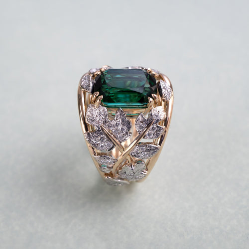 Coralie van Caloen Luxury Fine Jewellery Brussels - Cordes Ring, Green Tourmaline, Diamonds