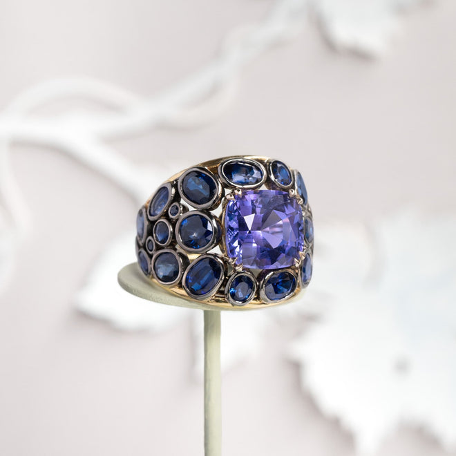 Coralie van Caloen Luxury Fine Jewellery Brussels - Cocktail Ring, Tanzanite, Sapphires