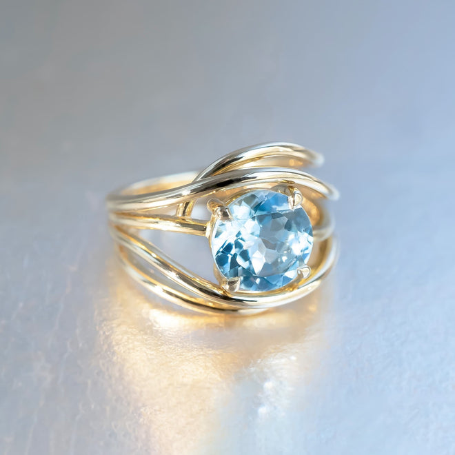 Coralie van Caloen Luxury Fine Jewellery Brussels - Cordes Ring, Aquamarine