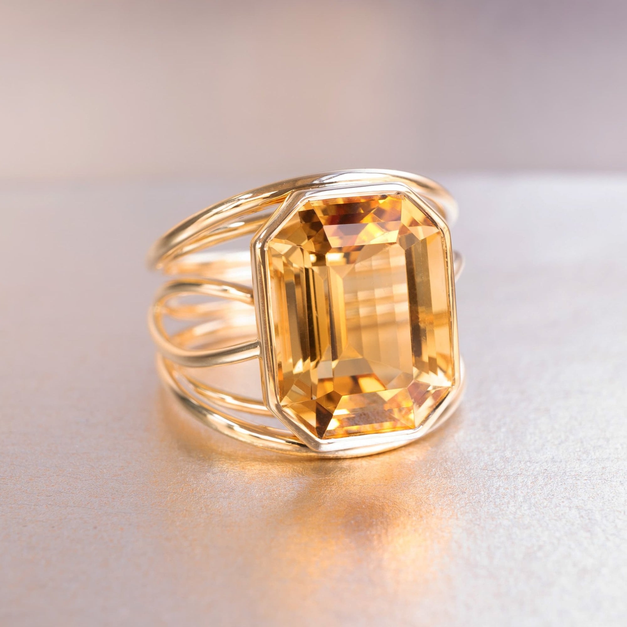 Coralie van Caloen Luxury Fine Jewellery Brussels - Cordes Ring, Citrine