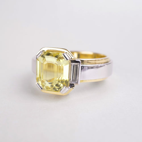 Beryl Luxury Fine Jewellery Brussels - Modernist Ring, Yellow Sapphire, Diamonds