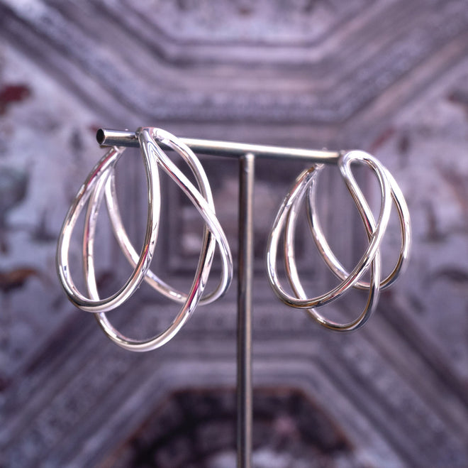 Coralie van Caloen Luxury Fine Jewellery Brussels - Triple Hoops Earrings, White Gold