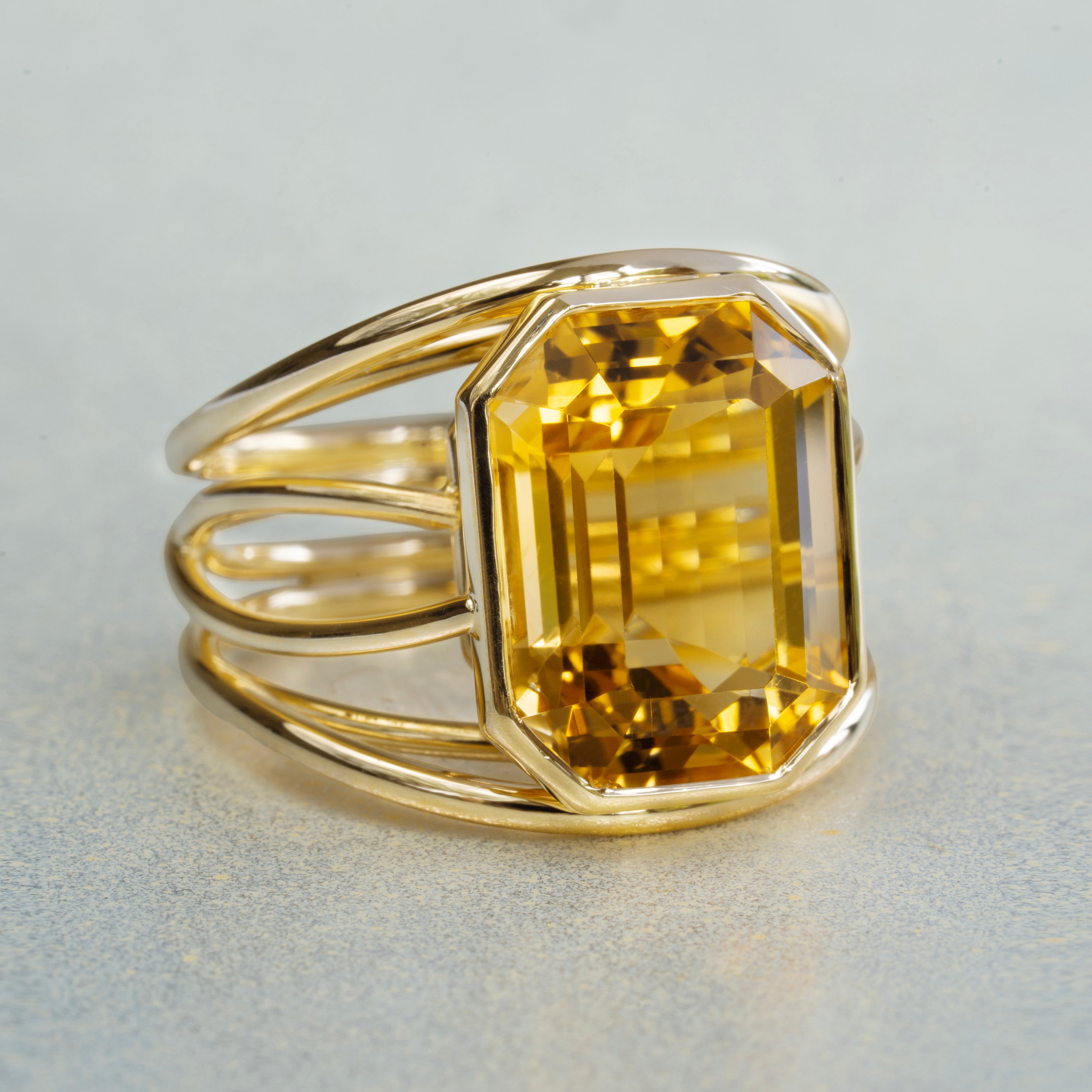 Volute Ring Citrine