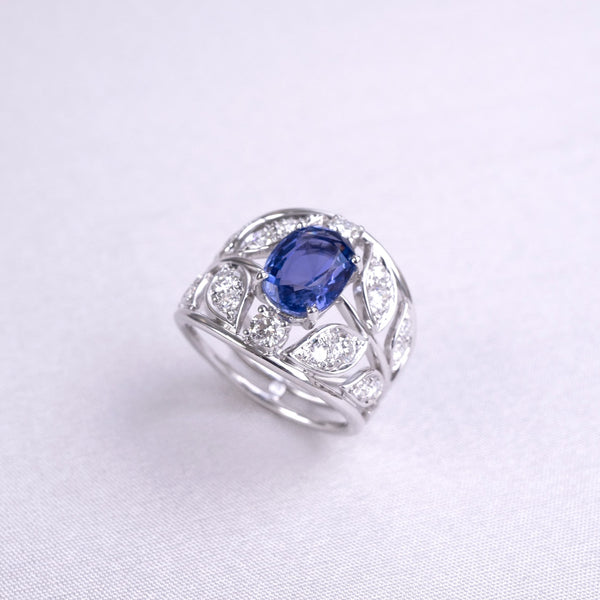 Coralie van Caloen Luxury Fine Jewellery Brussels - botanical, blue sapphire, diamonds