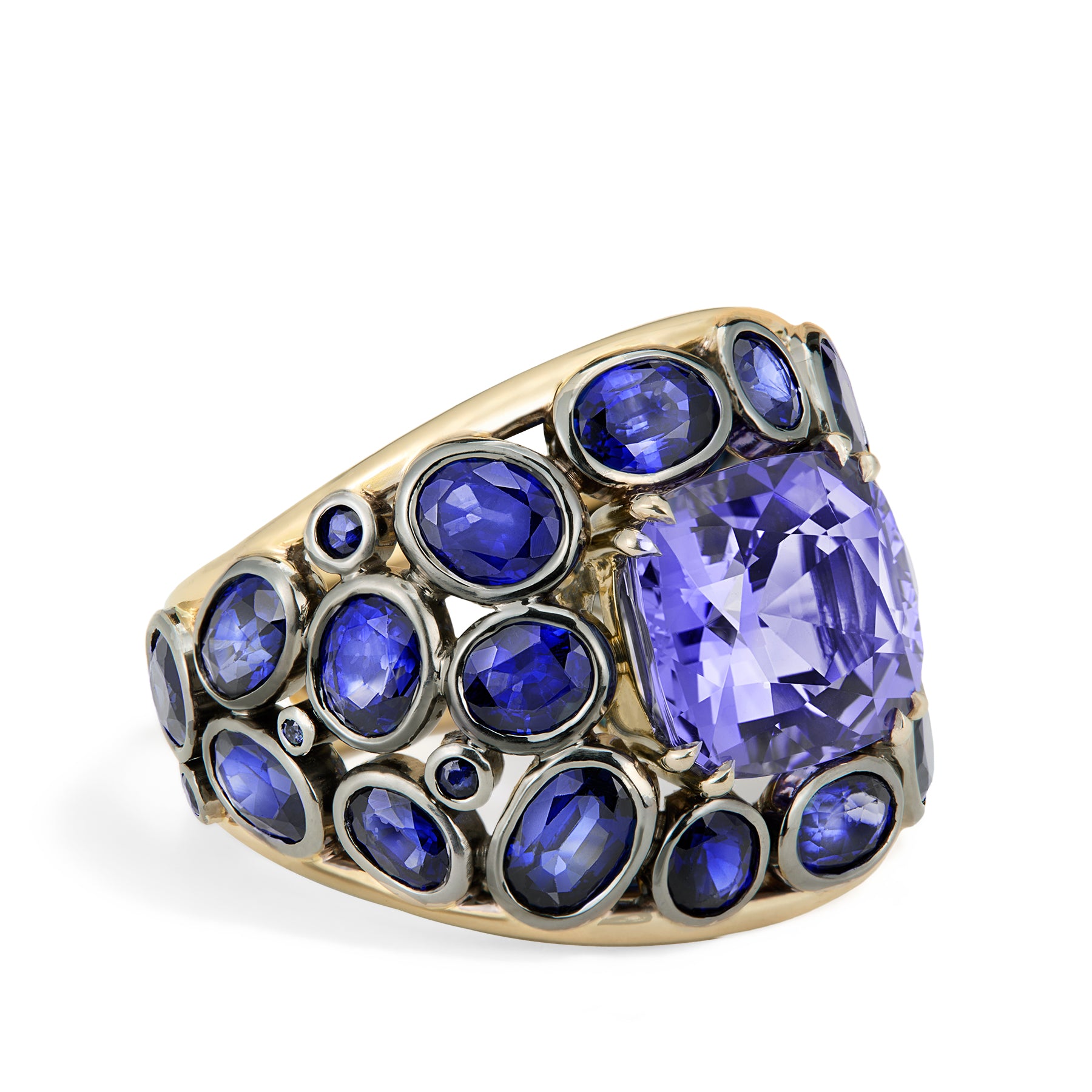 Coralie van Caloen Luxury Fine Jewellery Brussels - Cocktail Ring, Tanzanite, Sapphires