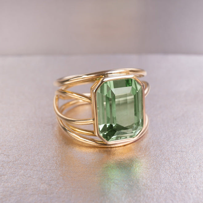 Coralie van Caloen Luxury Fine Jewellery Brussels - Cordes Ring, Green Tourmaline