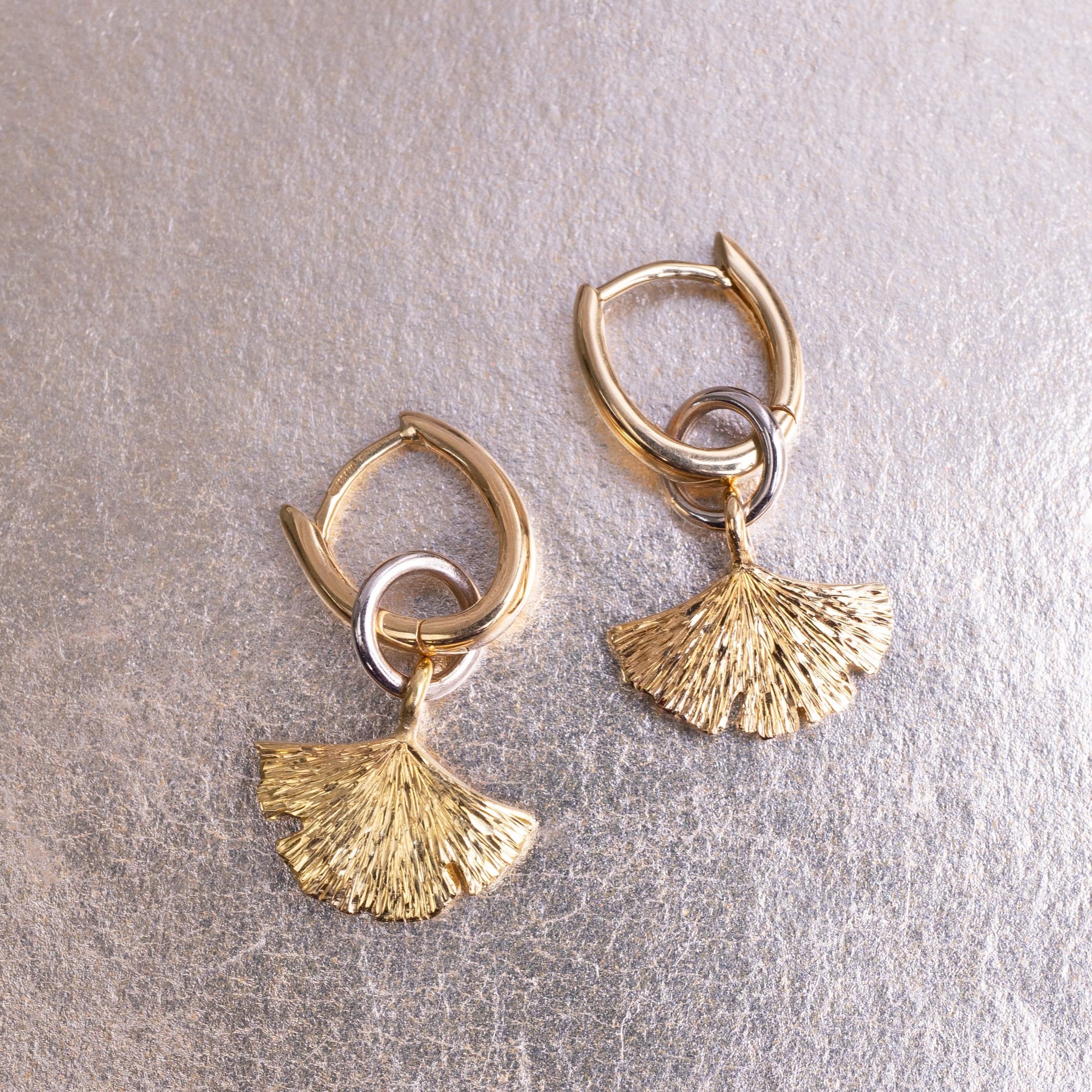 Coralie van Caloen Luxury Fine Jewellery Brussels - Ginkgo Earrings, 18K yellow and white gold