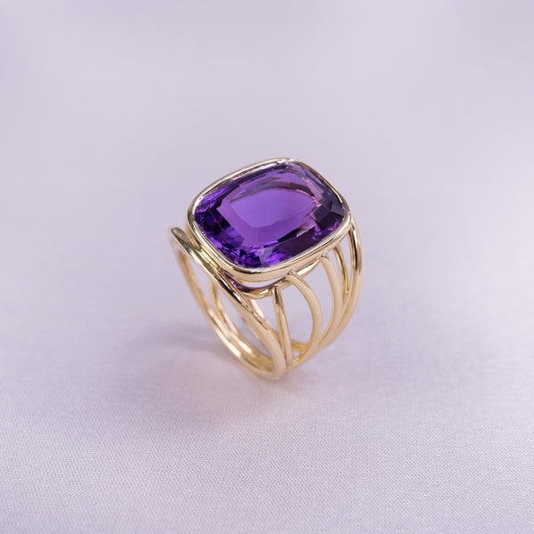 Coralie van Caloen Luxury Fine Jewellery Brussels - Cordes Ring, Amethyst