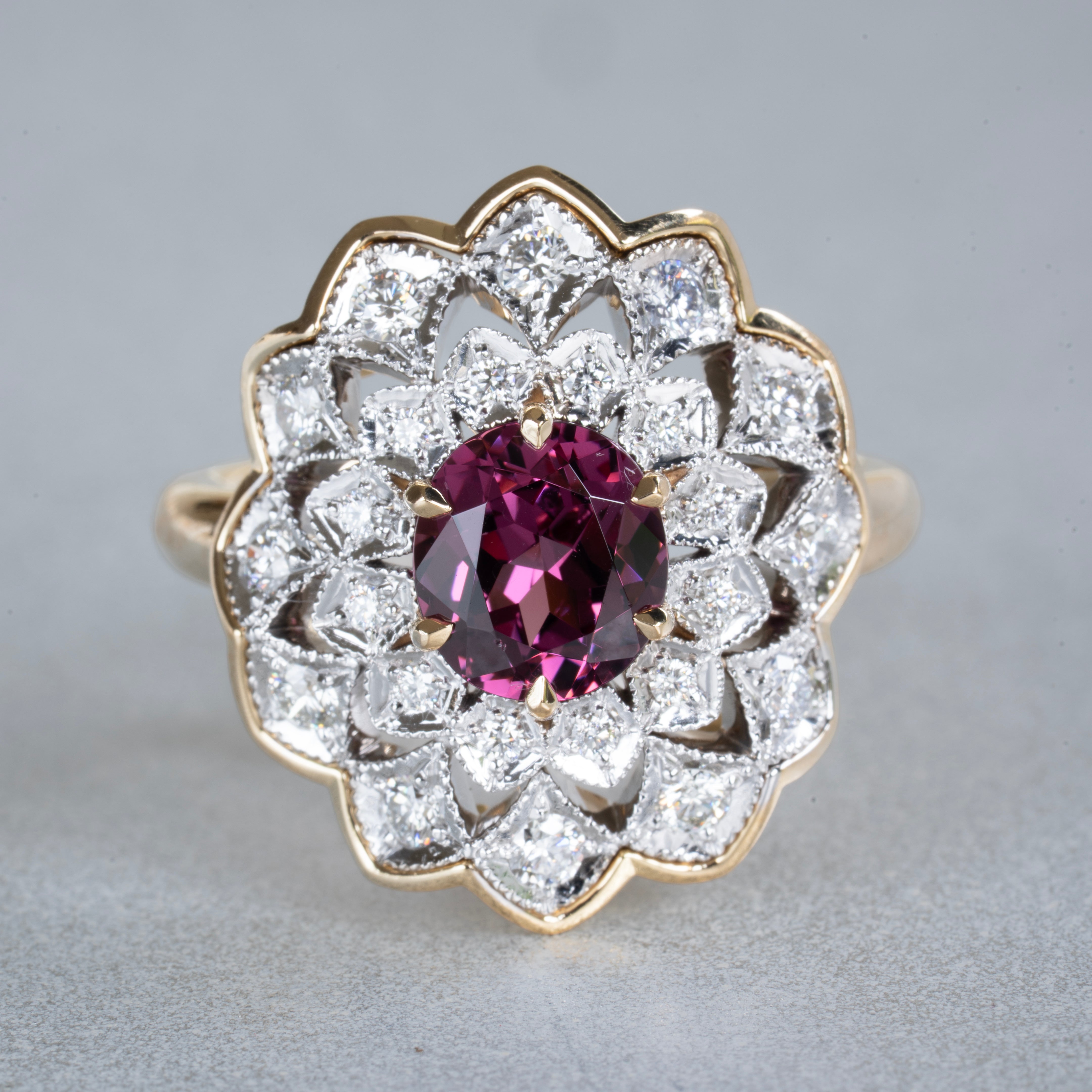 Astra Ring Garnet