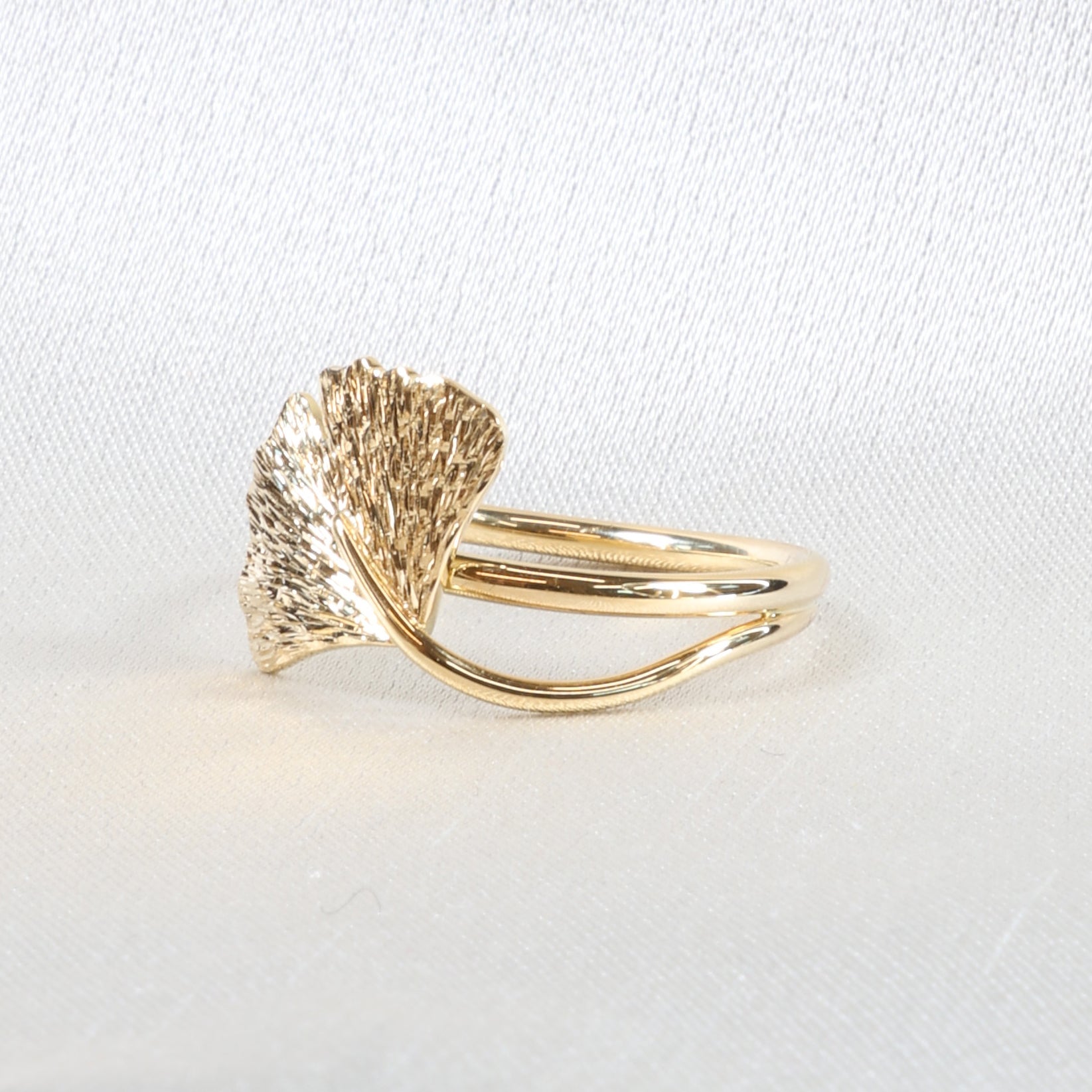 Ginkgo Ring fine
