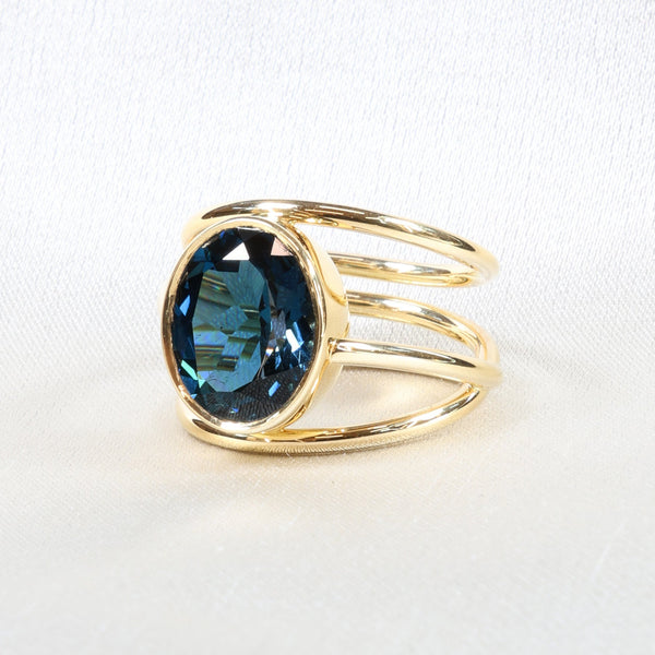 Spring Ring, Topaz